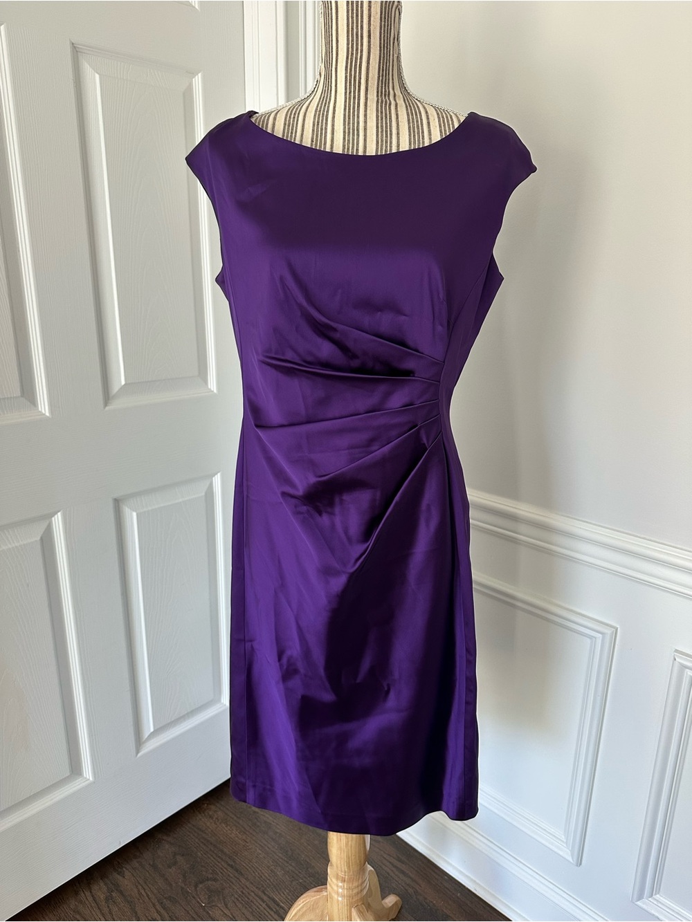 Lauren Ralph Lauren Purple Sheath Dress with Side Pleat Detail size 14